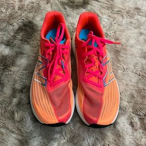 New balance, women’s 9.5 sneaker